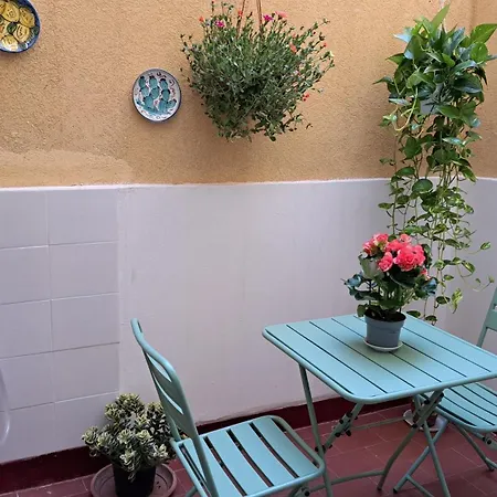 Santa Lucia Apartment *